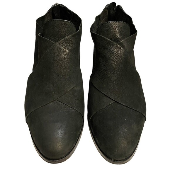 𝅺EILEEN Fisher Womens Vero Cuoio Size 6 Black Leather Ankle Zip Back Boo… - Picture 2 of 11